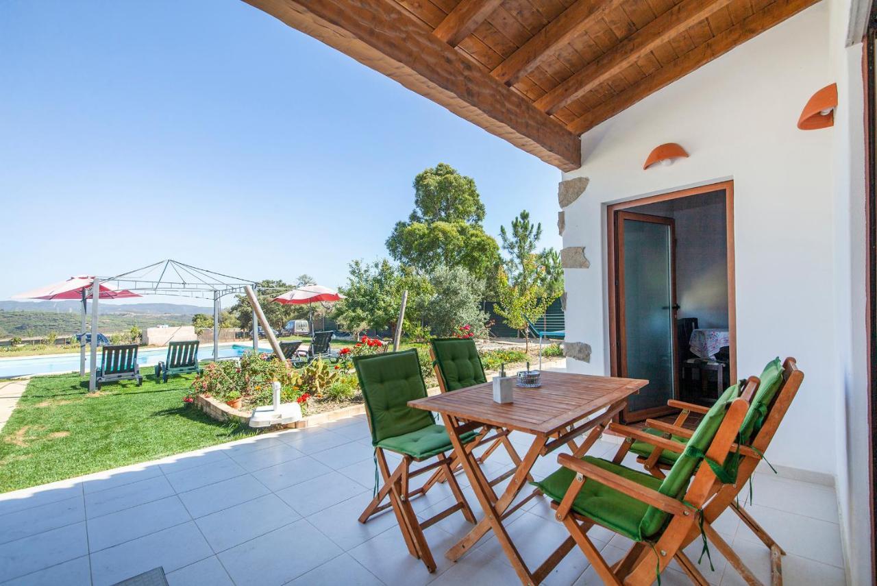 H - Montes De Praias Guesthouse อัลเจซูร์ ภายนอก รูปภาพ