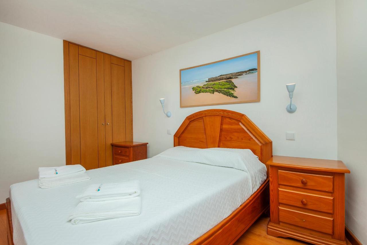 H - Montes De Praias Guesthouse อัลเจซูร์ ภายนอก รูปภาพ