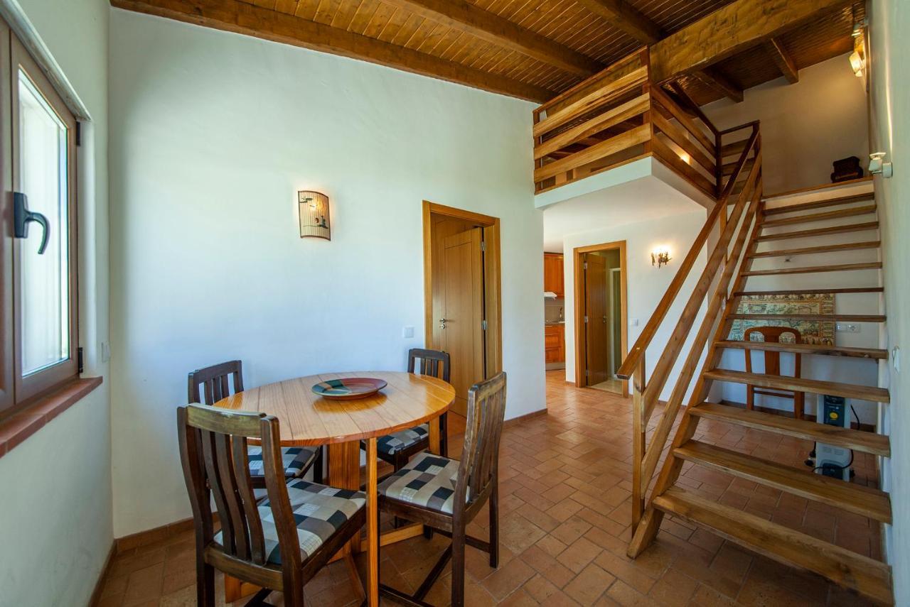H - Montes De Praias Guesthouse อัลเจซูร์ ภายนอก รูปภาพ