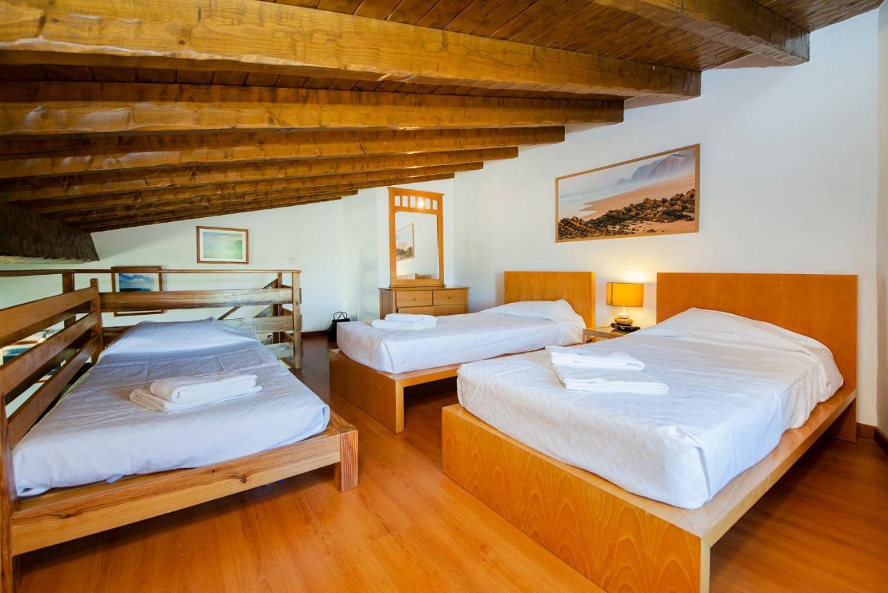 H - Montes De Praias Guesthouse อัลเจซูร์ ภายนอก รูปภาพ