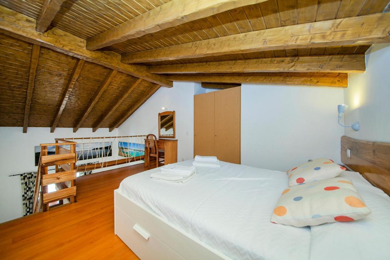 H - Montes De Praias Guesthouse อัลเจซูร์ ภายนอก รูปภาพ