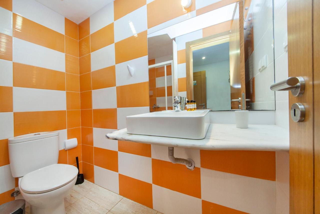 H - Montes De Praias Guesthouse อัลเจซูร์ ภายนอก รูปภาพ