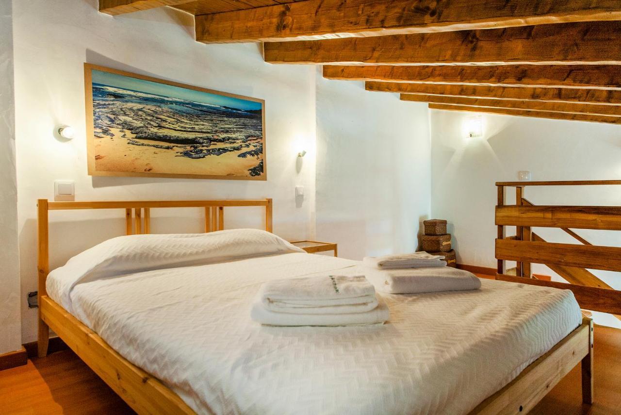 H - Montes De Praias Guesthouse อัลเจซูร์ ภายนอก รูปภาพ